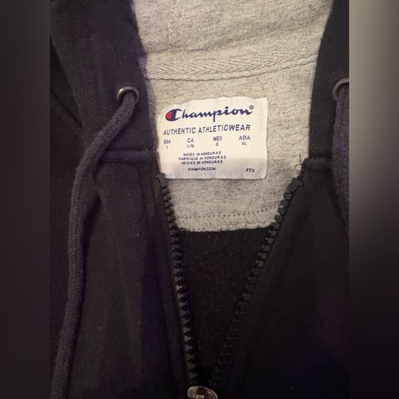 Men’s Size Large Big C champion hoodie - Picture 3 of 4